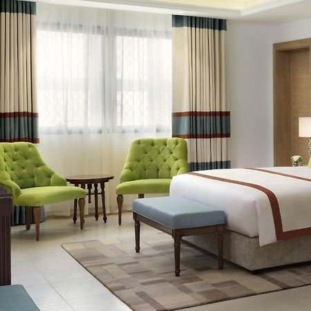 Al Najada Doha Hotel Apartments By Oaks Экстерьер фото