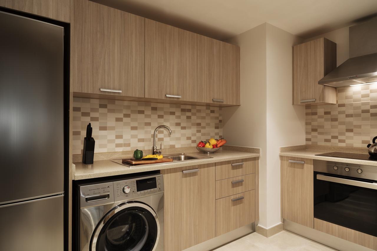 Al Najada Doha Hotel Apartments By Oaks Экстерьер фото