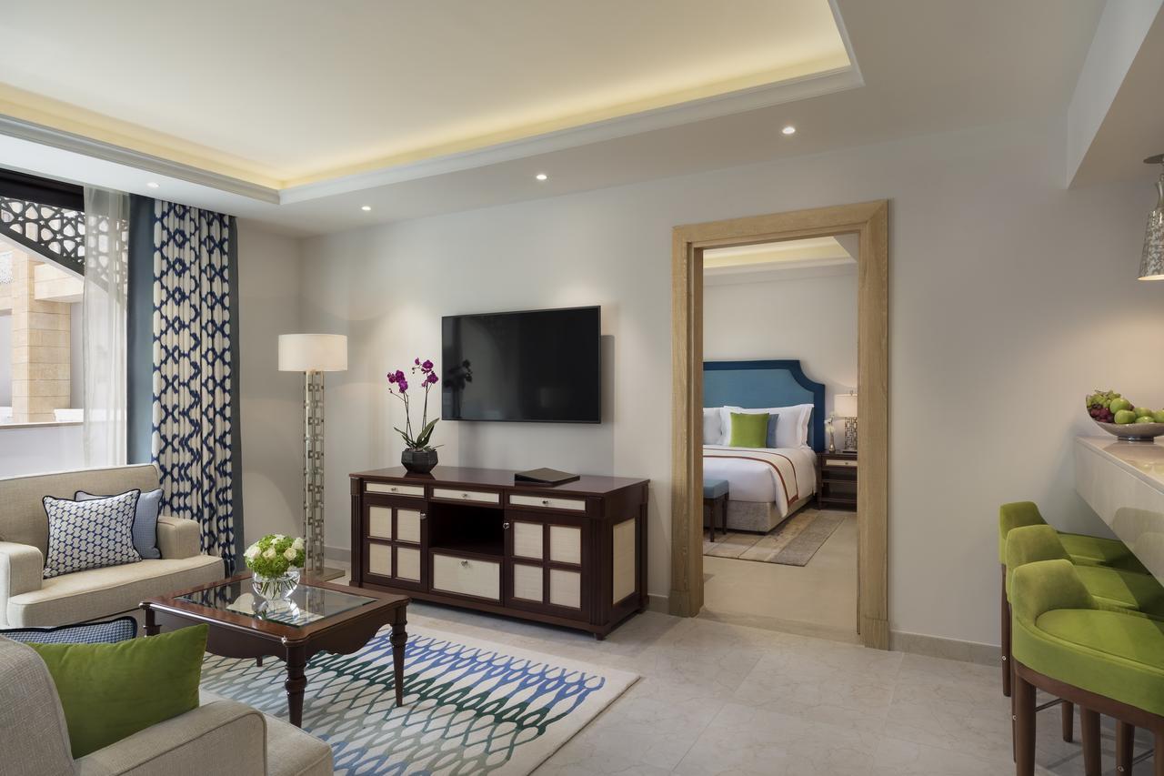 Al Najada Doha Hotel Apartments By Oaks Экстерьер фото