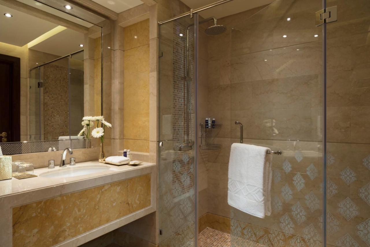 Al Najada Doha Hotel Apartments By Oaks Экстерьер фото